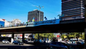Acció al pont de Nuevos Ministerios el 7oct a Madrid